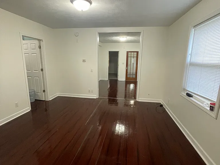 124 National Ave SW #1 — Photo 4