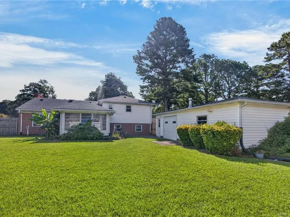 3204 Camellia Dr, Portsmouth, VA 23703