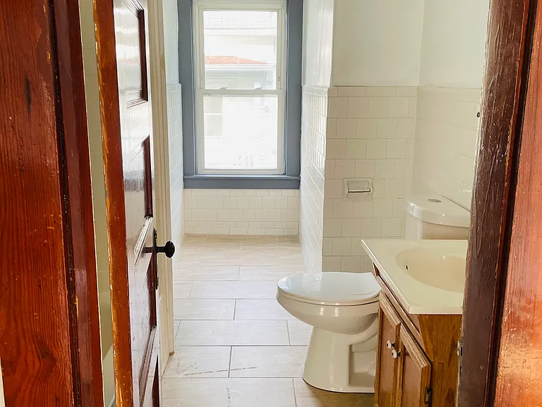 51 Elm St #2 — Photo 9