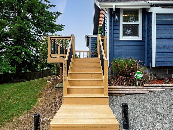 2nd image of 2516 103rd Avenue SE