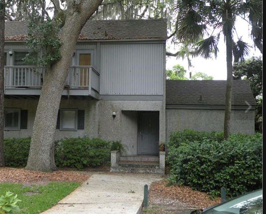1st image of 674 N Golf Villas