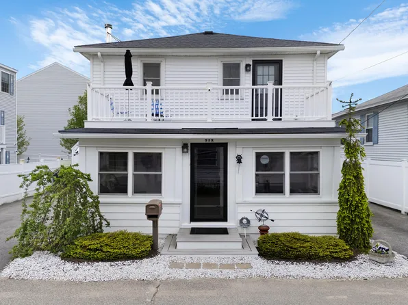 6 Seabreeze Avenue, Old Orchard Beach, ME 04064