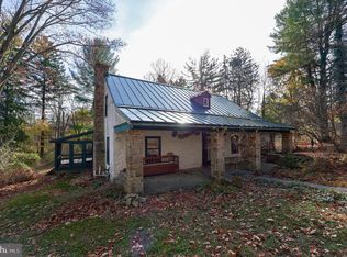 25 Rapp Rd, Fleetwood, PA 19522