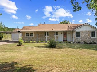 3697 Us Highway 60 Hwy, Bartlesville, OK 74003