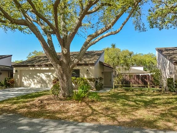 3rd image of 3847 Glen Oaks Manor Dr #179