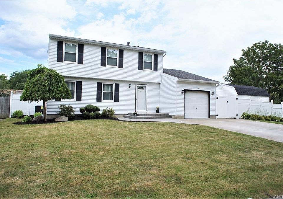 1st image of 60 Forestal Dr