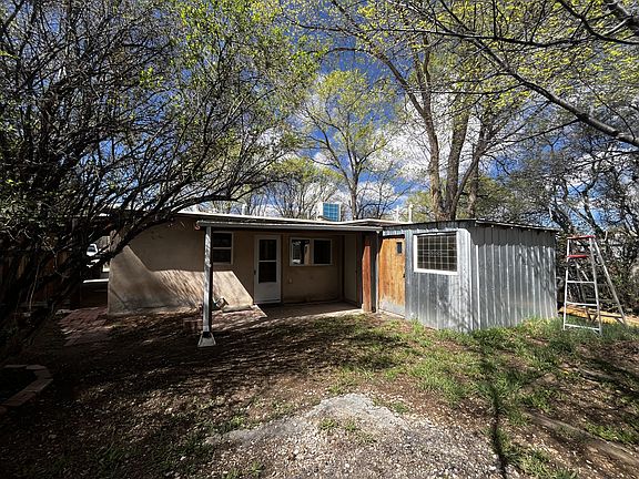 3rd image of 409 Maria Ln