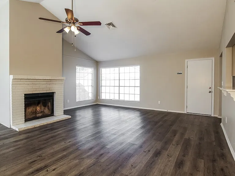 6529 N 74th Dr — Photo 12