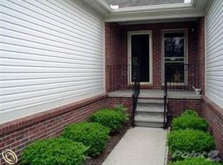 3245 Baldwin Woods Dr #1, Orion, MI 48359