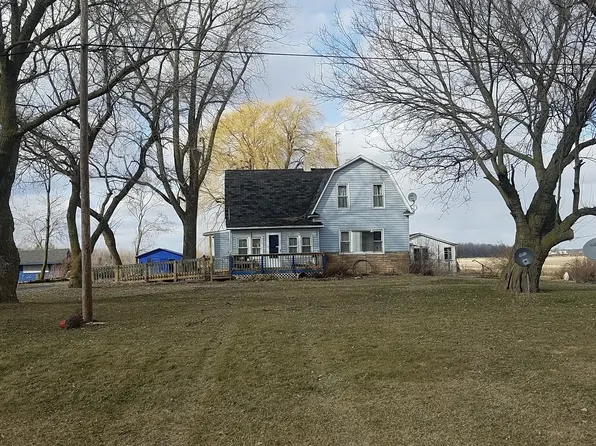 2462 W River Rd, Midland, MI 48642