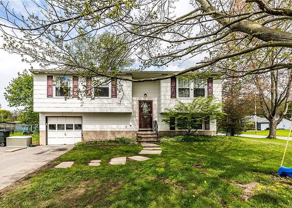 1st image of 147 Longdale Dr