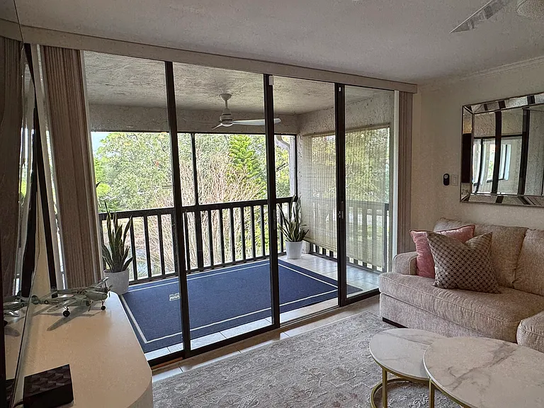 1800 Mariner Dr #6 — Photo 28