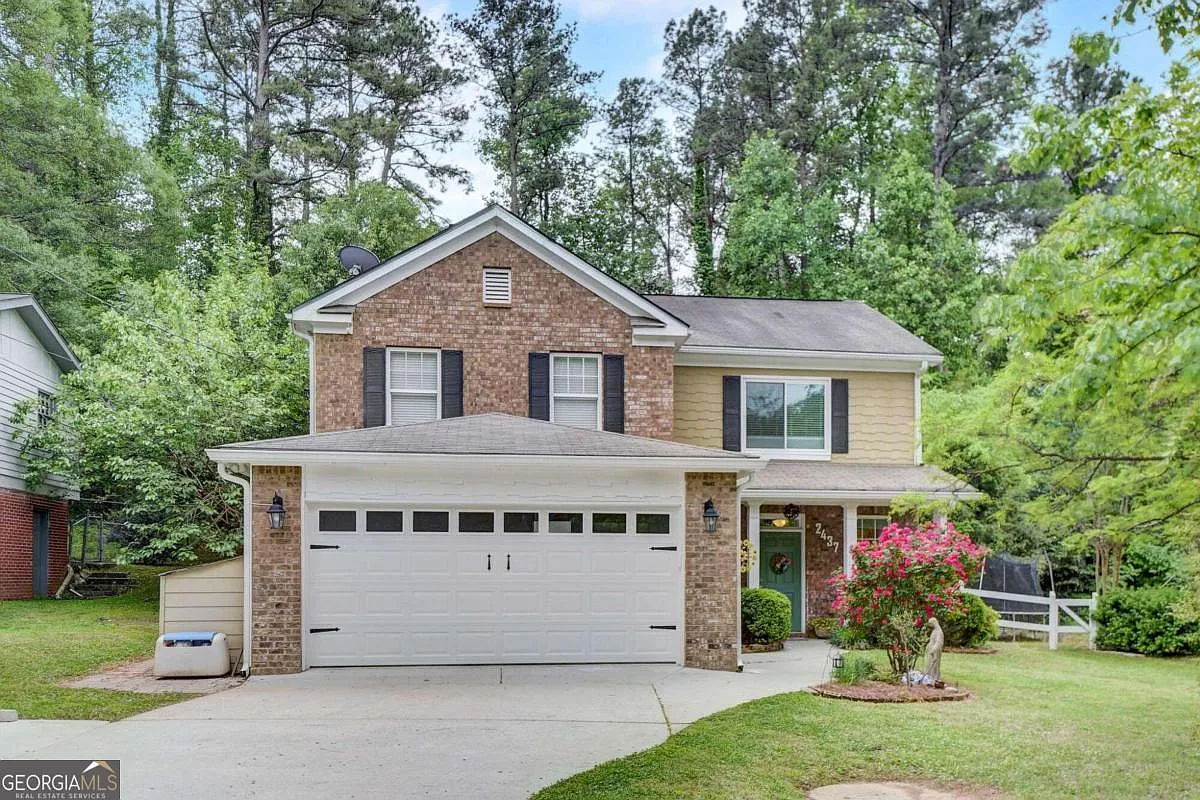 2437 Woodside Way photo 1