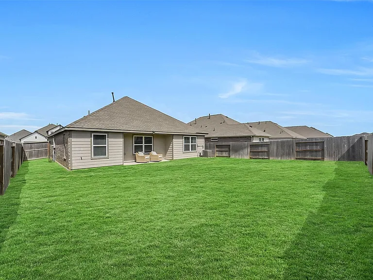 32303 Cedar Crest Dr — Photo 28