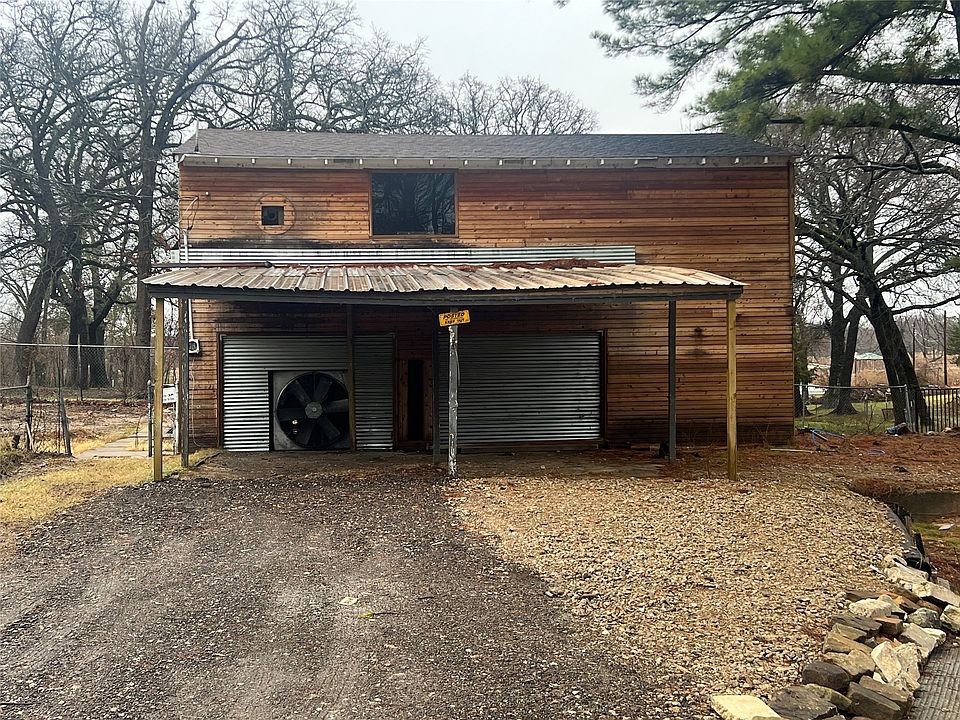 1st image of 9719 Shawnee Ln