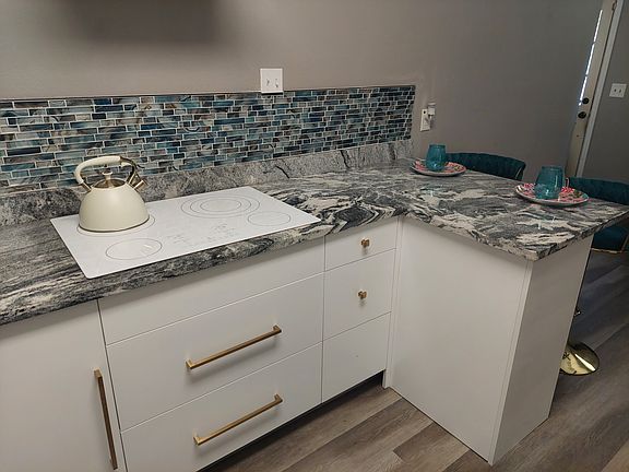 5th image of 406 Belle View Ave #1