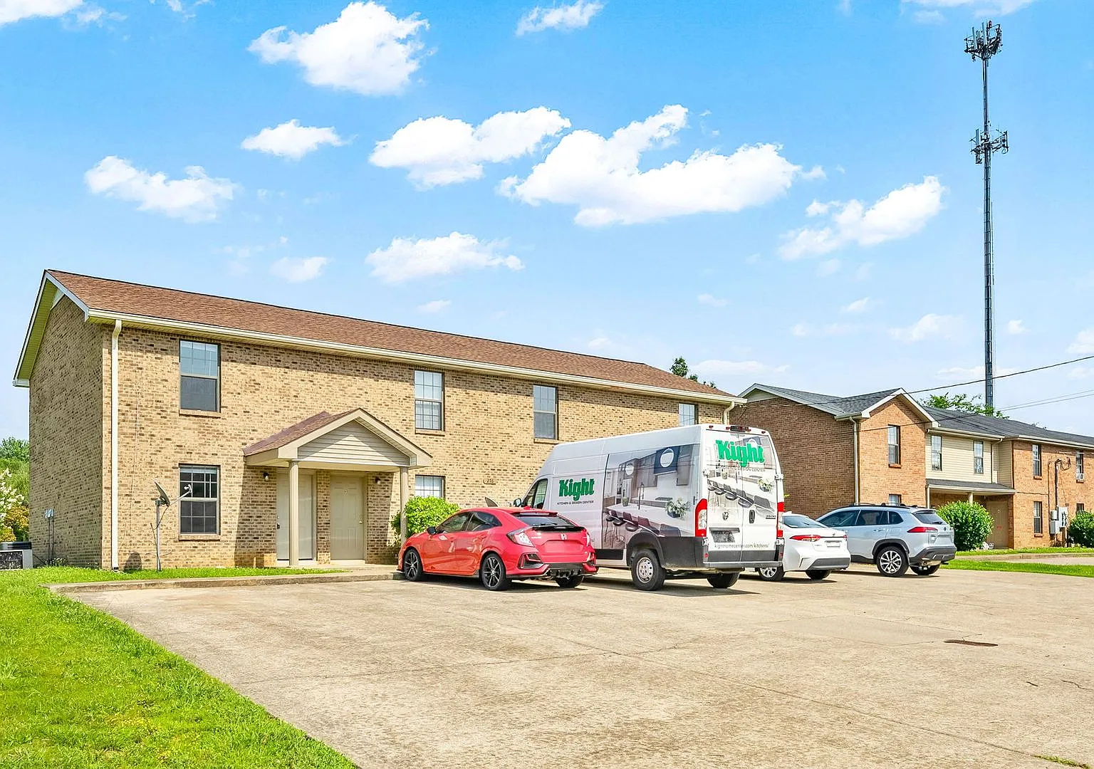 Northridge Drive-276 (x4) — Photo 1
