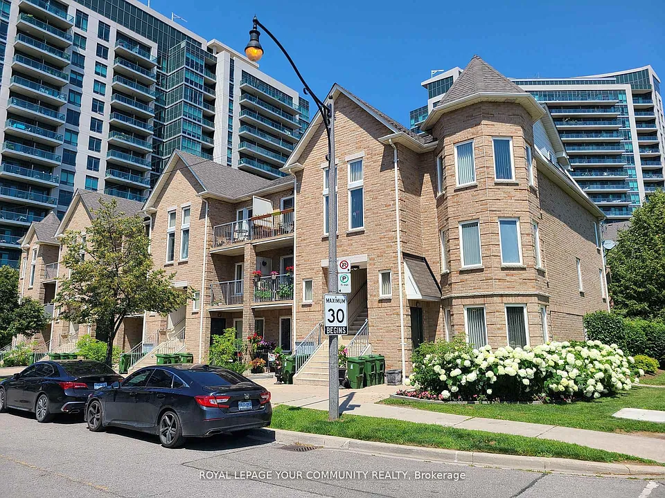 130 Vanderhoof Ave #101