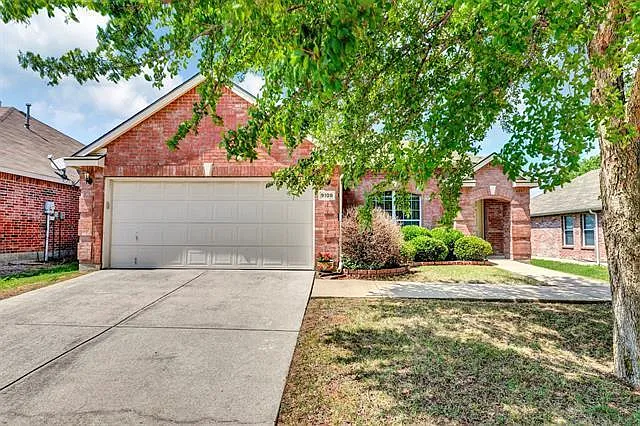 9108 Boone Dr
