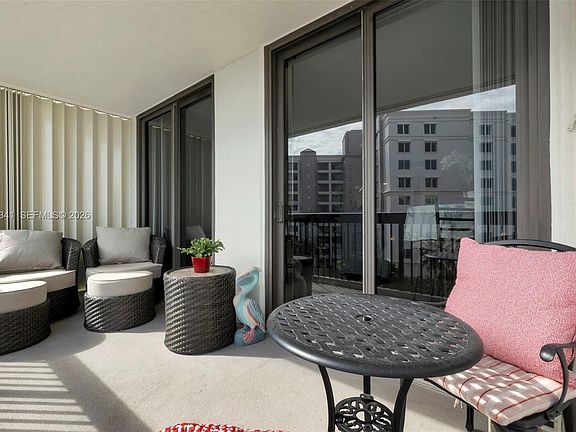 5th image of 2900 NE 14th Street Cswy APT 612