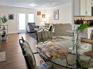 (Undisclosed Address), White Plains, NY 10607