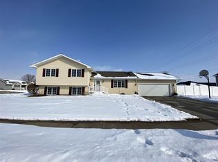 369 5th Ave, Columbus, NE 68601
