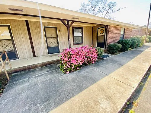 2 bed, $1,000 — Photo 3