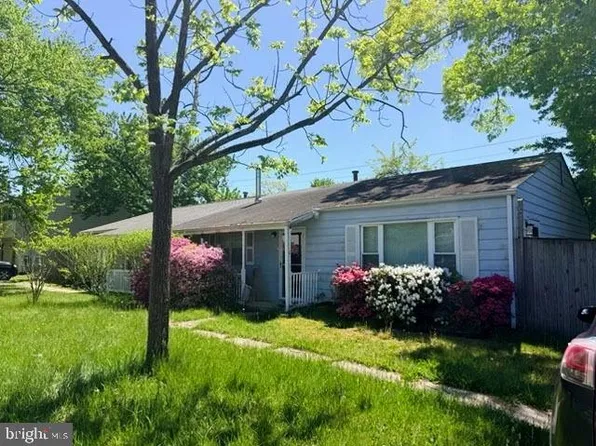 1073 Kings Rd, Pasadena, MD 21122