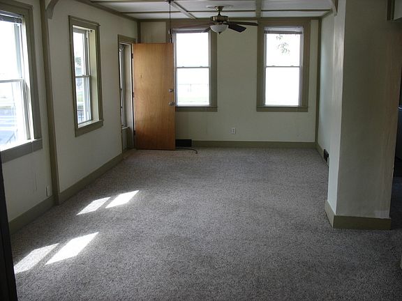 4th image of 1519 N 8th St