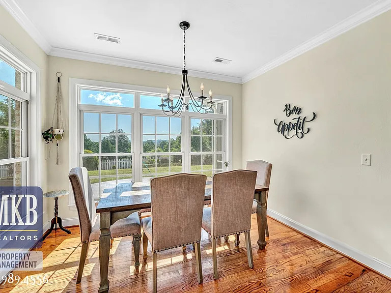 7621 Nandina Dr — Photo 9