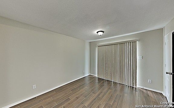 4th image of 10135 Del Lago Ct