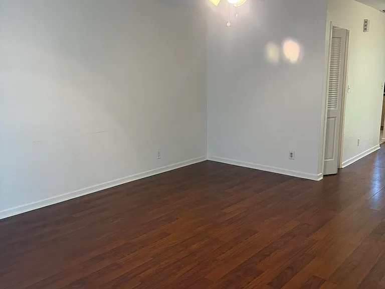 1151 NE 26th Ave — Photo 38