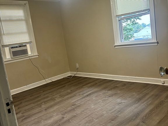 5th image of 4237 Ferne Blvd Floor 2
