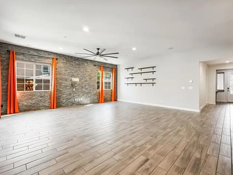 333 Mandarin Hill Ln — Photo 7