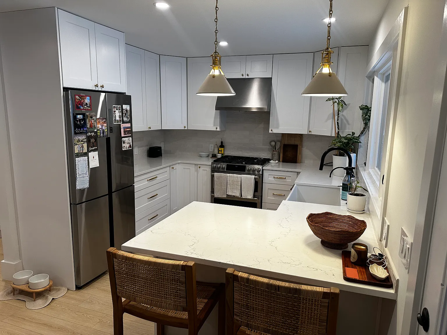 2 bed, 1.5 bath, 1250 sqft, $7,500 — Photo 2
