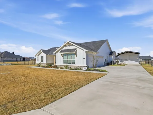 116 Oak Grove Dr, Rhome, TX 76078