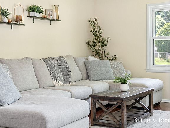 5th image of 4116 Poinsettia Ave SE