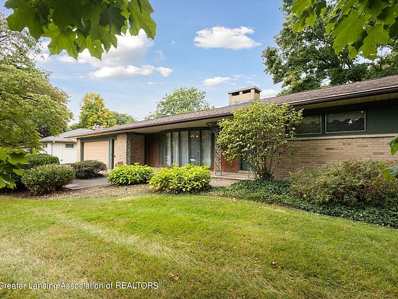 3rd image of 117 Cambridge Dr