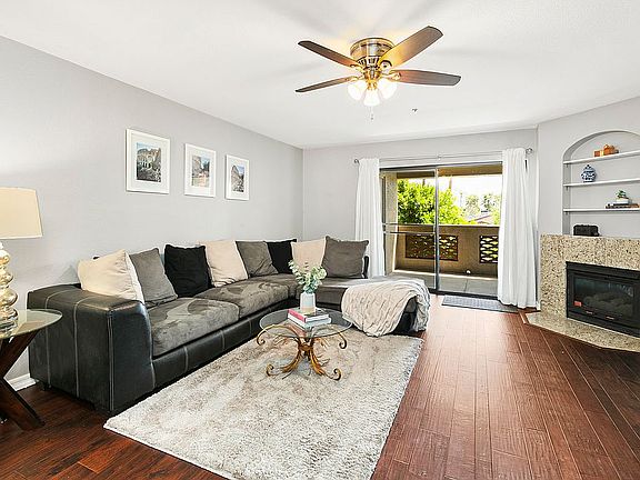 4th image of 5104 N 32nd St Unit 204