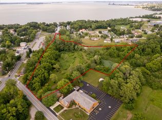 402 Bardshar Rd, Sandusky, OH 44870