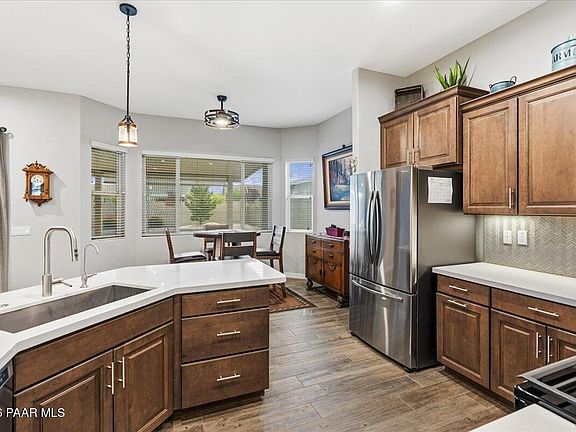 4th image of 5447 N Dolan Ct
