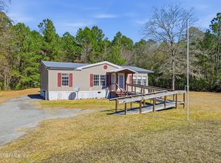 44326 WOODLAND Circle, Callahan, FL 32011