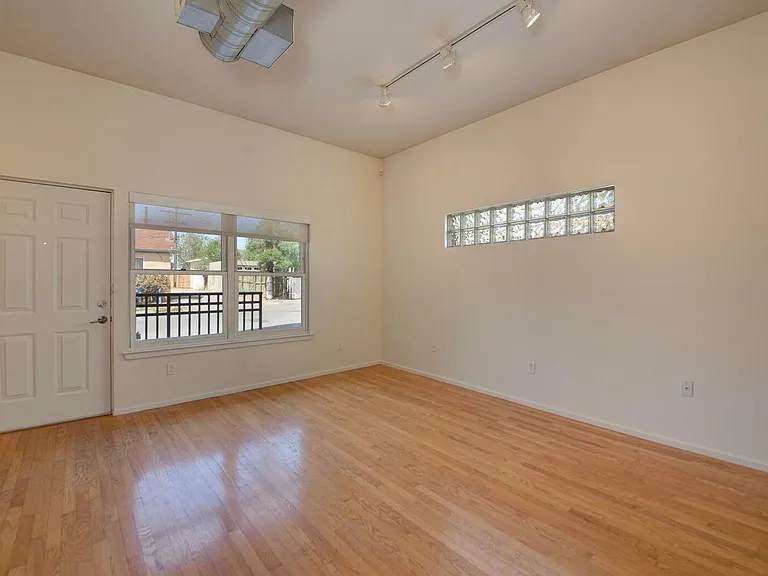 400 Copper Ave NW #106 — Photo 9