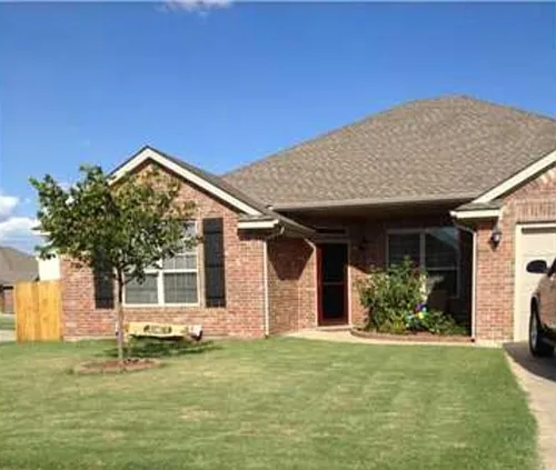 204 N Silver Way Photo 1