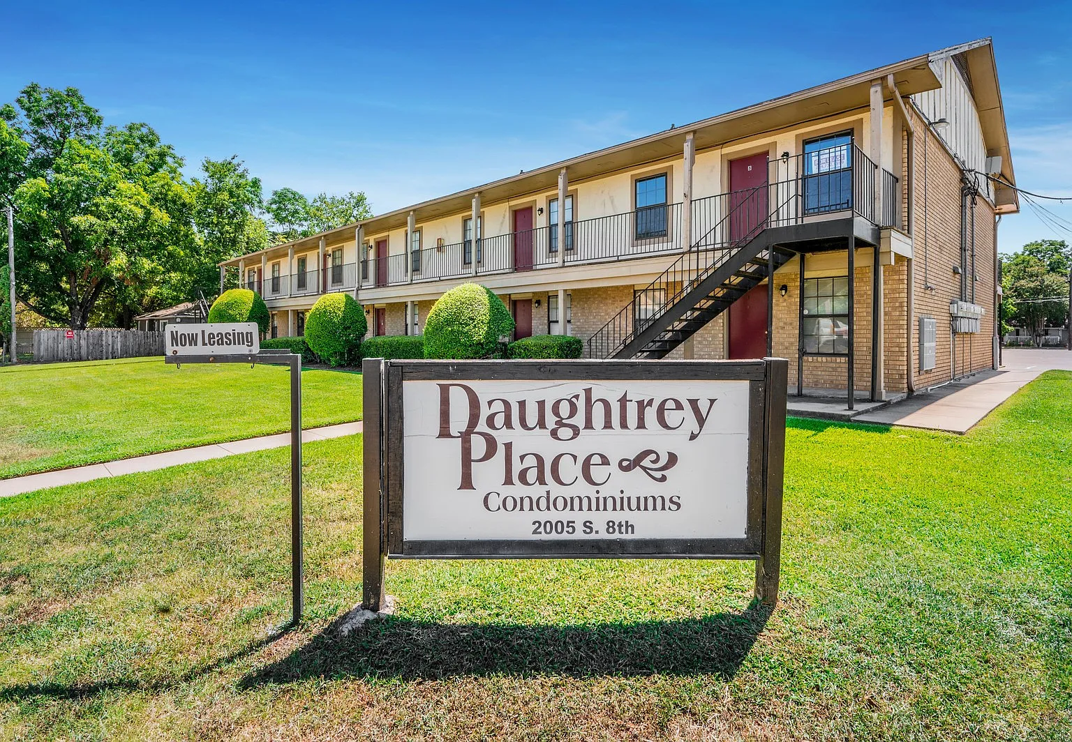 Daughtery Place 1 bedroom Downstairs Condominium — Photo 1