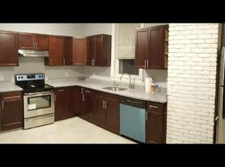 905 Saratoga St #2R, Boston, MA 02128