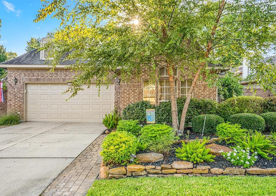 1st image of 3319 Cape Forest Dr