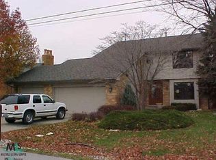 7352 Flamingo St, Algonac, MI 48001