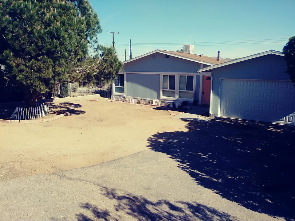 61540 El Cajon Dr