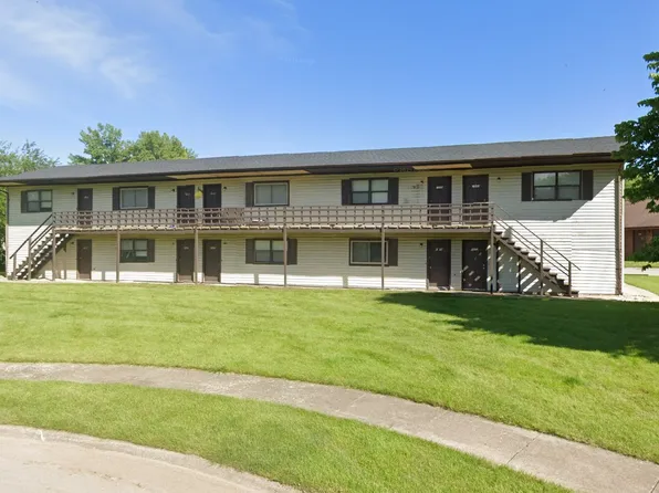 1586 Dogwood Dr, Mount Zion, IL 62549